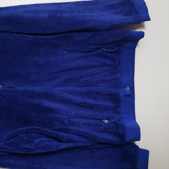 The North Face blue zip up fuzzy, teddy, fleece, gorpcore, women's size small. - Picture 3 of 10